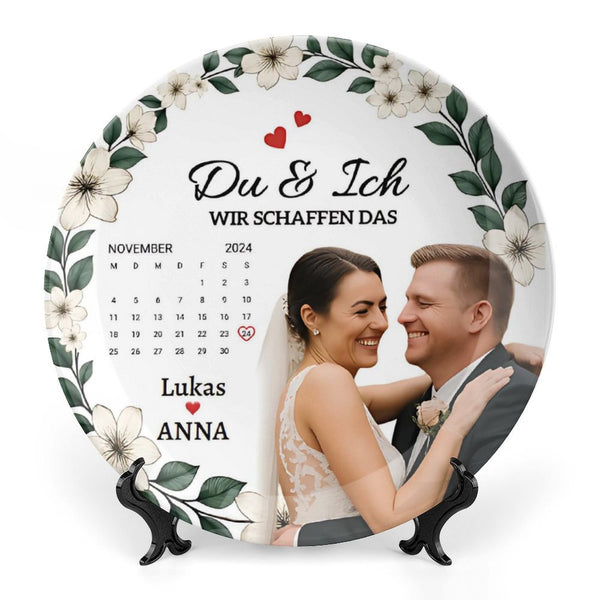 Personalisierter Keramikteller für Paare mit Kalender & Foto - Romantisches Geschenk zum Jahrestag